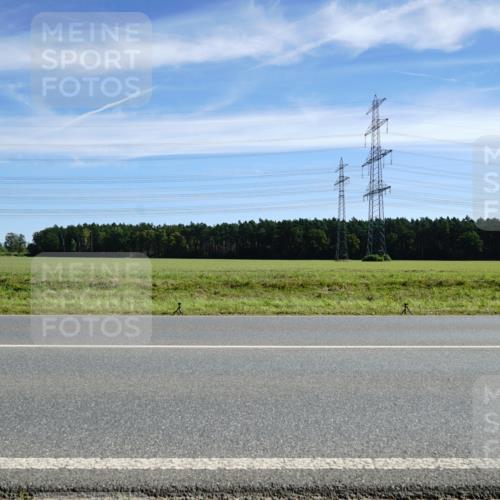 07.09.2025 - 19. Norderstedt Triathlon Michael Burmester http://msf.ph/oto/8837434 07.09.2025 12:02:53 Radfahren 210, 728, 851, 1249 meine-sportfotos.de