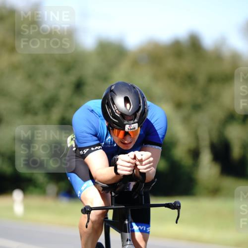 07.09.2025 - 19. Norderstedt Triathlon Michael Burmester http://msf.ph/oto/8837462 07.09.2025 14:17:46 Radfahren 1008 meine-sportfotos.de