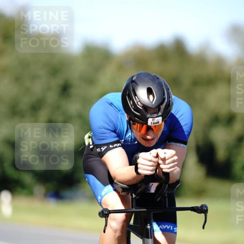 07.09.2025 - 19. Norderstedt Triathlon Michael Burmester http://msf.ph/oto/8837464 07.09.2025 14:17:46 Radfahren 1008 meine-sportfotos.de