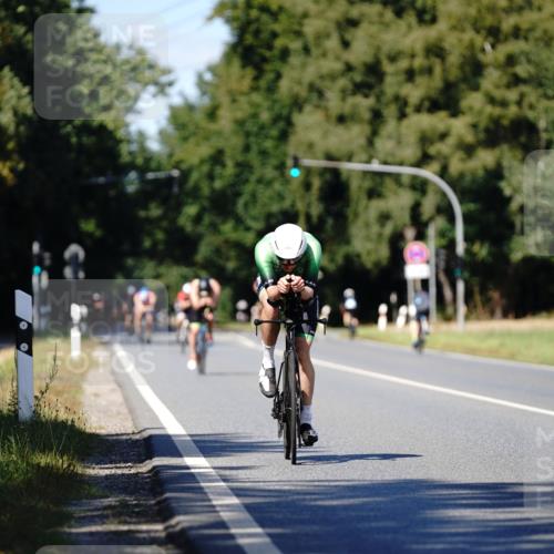 07.09.2025 - 19. Norderstedt Triathlon Michael Burmester http://msf.ph/oto/8837490 07.09.2025 14:18:10 Radfahren 1015 meine-sportfotos.de