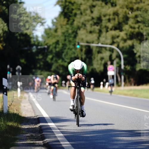 07.09.2025 - 19. Norderstedt Triathlon Michael Burmester http://msf.ph/oto/8837493 07.09.2025 14:18:10 Radfahren 1015 meine-sportfotos.de