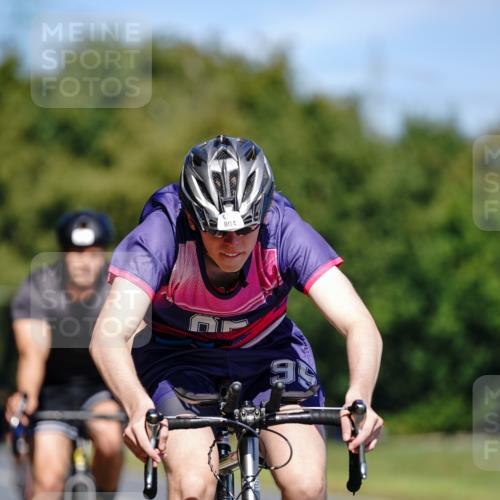 07.09.2025 - 19. Norderstedt Triathlon Michael Burmester http://msf.ph/oto/8837499 07.09.2025 12:55:10 Radfahren 295, 320, 752, 804 meine-sportfotos.de