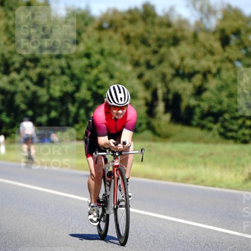 07.09.2025 - 19. Norderstedt Triathlon Michael Burmester http://msf.ph/oto/8837516 07.09.2025 12:55:13 Radfahren 295, 320, 804, 1328 meine-sportfotos.de