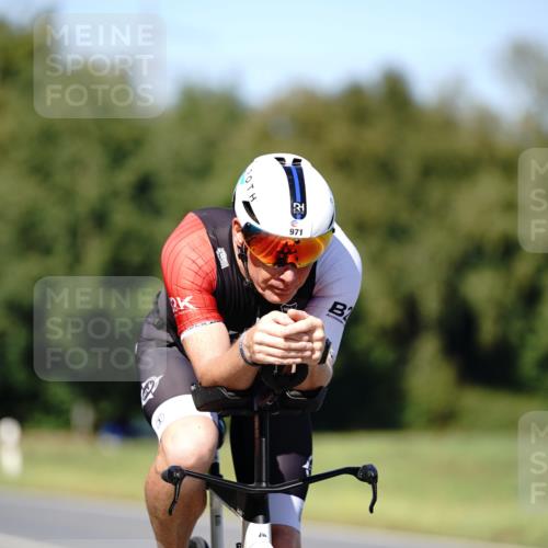 07.09.2025 - 19. Norderstedt Triathlon Michael Burmester http://msf.ph/oto/8837517 07.09.2025 14:18:19 Radfahren 971, 1022 meine-sportfotos.de