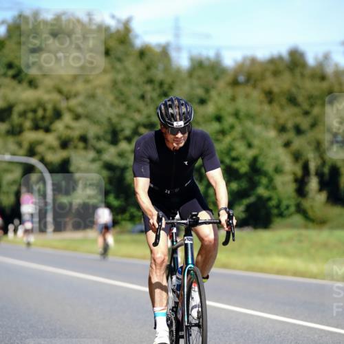 07.09.2025 - 19. Norderstedt Triathlon Michael Burmester http://msf.ph/oto/8837520 07.09.2025 12:55:14 Radfahren 295, 320, 804, 1328 meine-sportfotos.de