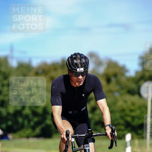 07.09.2025 - 19. Norderstedt Triathlon Michael Burmester http://msf.ph/oto/8837522 07.09.2025 12:55:14 Radfahren 295, 320, 804, 1328 meine-sportfotos.de