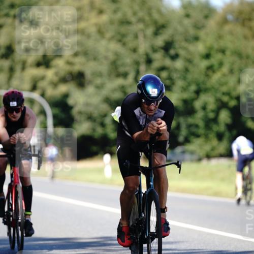 07.09.2025 - 19. Norderstedt Triathlon Michael Burmester http://msf.ph/oto/8837545 07.09.2025 14:18:26 Radfahren 393, 411, 964, 1027 meine-sportfotos.de