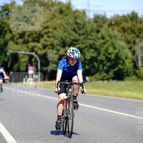 07.09.2025 - 19. Norderstedt Triathlon Michael Burmester http://msf.ph/oto/8837555 07.09.2025 12:55:27 Radfahren 332, 359 meine-sportfotos.de
