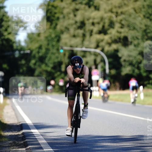 07.09.2025 - 19. Norderstedt Triathlon Michael Burmester http://msf.ph/oto/8837561 07.09.2025 14:18:33 Radfahren 994 meine-sportfotos.de