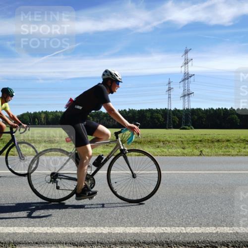 07.09.2025 - 19. Norderstedt Triathlon Michael Burmester http://msf.ph/oto/8837570 07.09.2025 12:03:07 Radfahren 207, 793, 1244, 1247, 1251, 1307 meine-sportfotos.de