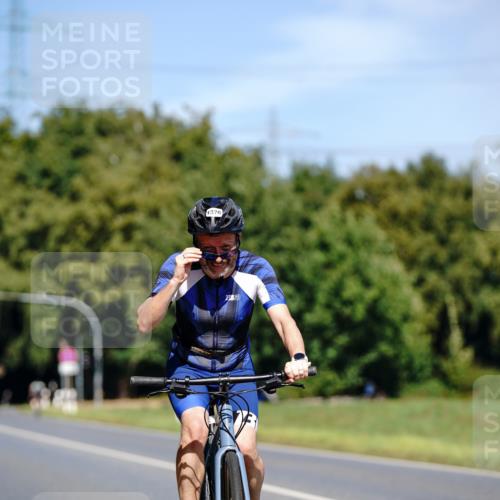 07.09.2025 - 19. Norderstedt Triathlon Michael Burmester http://msf.ph/oto/8837578 07.09.2025 12:55:31 Radfahren 359, 1376 meine-sportfotos.de