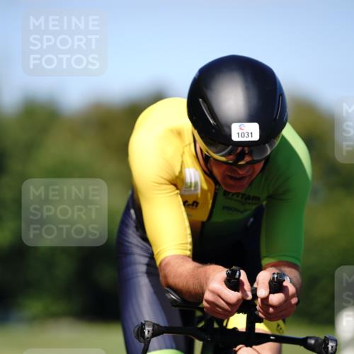 07.09.2025 - 19. Norderstedt Triathlon Michael Burmester http://msf.ph/oto/8837623 07.09.2025 14:19:05 Radfahren 1031 meine-sportfotos.de
