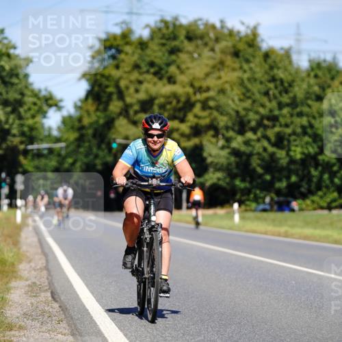 07.09.2025 - 19. Norderstedt Triathlon Michael Burmester http://msf.ph/oto/8837629 07.09.2025 12:55:43 Radfahren 262, 1353 meine-sportfotos.de