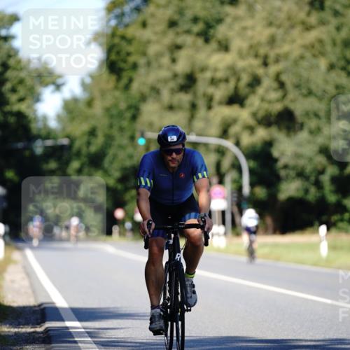 07.09.2025 - 19. Norderstedt Triathlon Michael Burmester http://msf.ph/oto/8837633 07.09.2025 14:19:13 Radfahren 382, 1000 meine-sportfotos.de