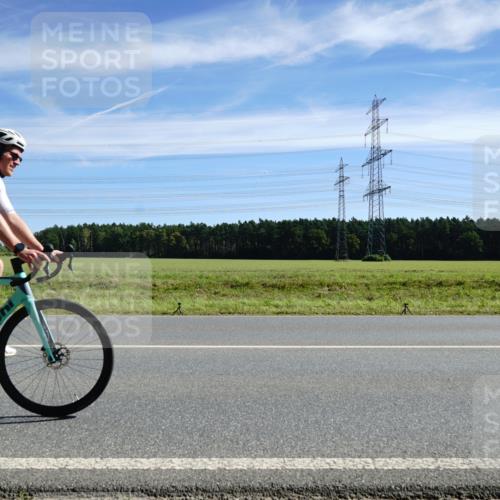 07.09.2025 - 19. Norderstedt Triathlon Michael Burmester http://msf.ph/oto/8837647 07.09.2025 12:03:16 Radfahren 737, 761 meine-sportfotos.de