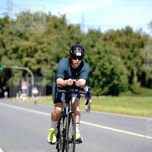 07.09.2025 - 19. Norderstedt Triathlon Michael Burmester http://msf.ph/oto/8837657 07.09.2025 12:55:51 Radfahren 193, 206 meine-sportfotos.de