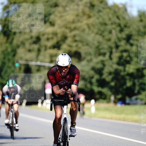 07.09.2025 - 19. Norderstedt Triathlon Michael Burmester http://msf.ph/oto/8837659 07.09.2025 14:19:38 Radfahren 960, 990, 992 meine-sportfotos.de