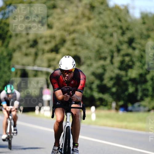 07.09.2025 - 19. Norderstedt Triathlon Michael Burmester http://msf.ph/oto/8837662 07.09.2025 14:19:38 Radfahren 960, 990, 992 meine-sportfotos.de