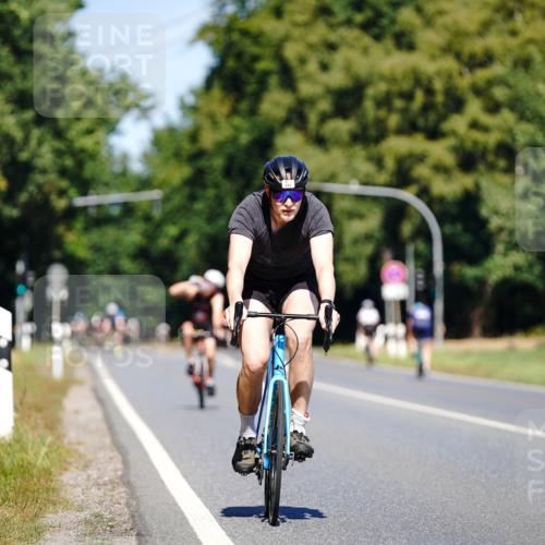07.09.2025 - 19. Norderstedt Triathlon Michael Burmester http://msf.ph/oto/8837666 07.09.2025 12:55:55 Radfahren 177 meine-sportfotos.de