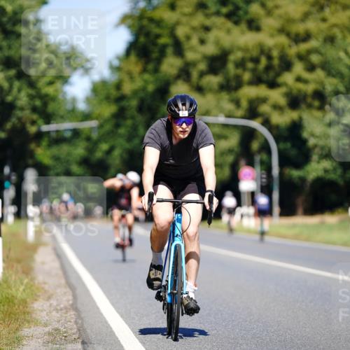 07.09.2025 - 19. Norderstedt Triathlon Michael Burmester http://msf.ph/oto/8837670 07.09.2025 12:55:55 Radfahren 177 meine-sportfotos.de