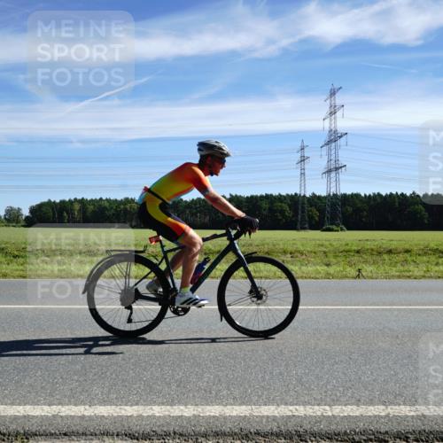 07.09.2025 - 19. Norderstedt Triathlon Michael Burmester http://msf.ph/oto/8837677 07.09.2025 12:03:21 Radfahren 761, 1329 meine-sportfotos.de