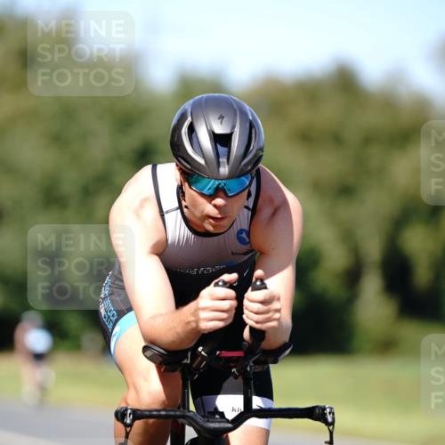 07.09.2025 - 19. Norderstedt Triathlon Michael Burmester http://msf.ph/oto/8837678 07.09.2025 14:19:41 Radfahren 959, 960, 961, 990, 992 meine-sportfotos.de
