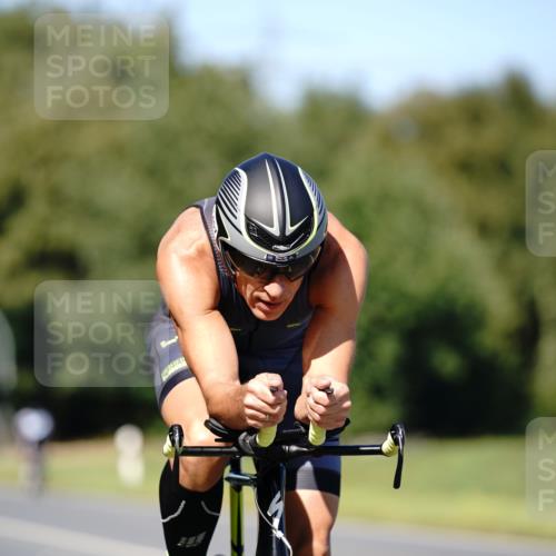 07.09.2025 - 19. Norderstedt Triathlon Michael Burmester http://msf.ph/oto/8837695 07.09.2025 14:19:57 Radfahren 876, 1457, 1468 meine-sportfotos.de