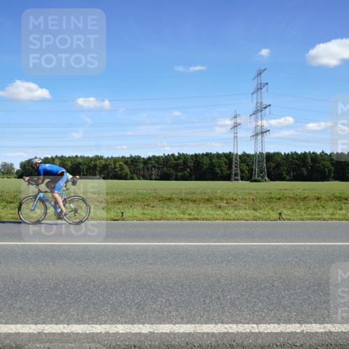 07.09.2025 - 19. Norderstedt Triathlon Michael Burmester http://msf.ph/oto/8837714 07.09.2025 14:11:42 Radfahren 369 meine-sportfotos.de