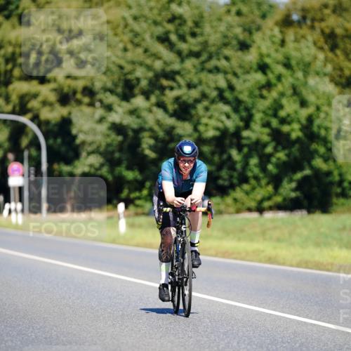 07.09.2025 - 19. Norderstedt Triathlon Michael Burmester http://msf.ph/oto/8837722 07.09.2025 12:56:12 Radfahren 171, 336, 337 meine-sportfotos.de