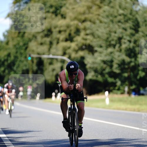 07.09.2025 - 19. Norderstedt Triathlon Michael Burmester http://msf.ph/oto/8837723 07.09.2025 14:20:08 Radfahren 1005 meine-sportfotos.de