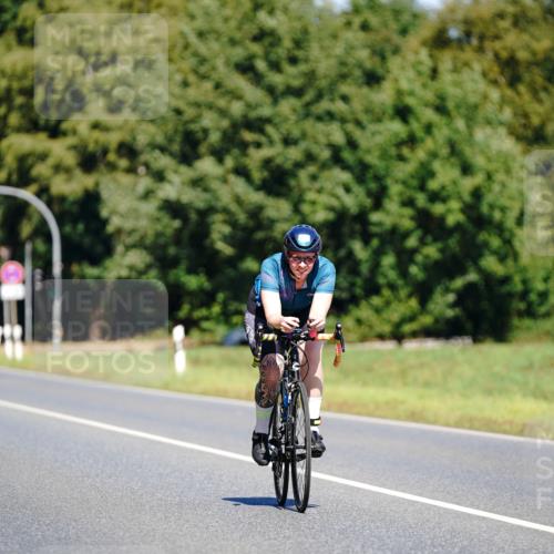 07.09.2025 - 19. Norderstedt Triathlon Michael Burmester http://msf.ph/oto/8837726 07.09.2025 12:56:13 Radfahren 171, 336, 337 meine-sportfotos.de