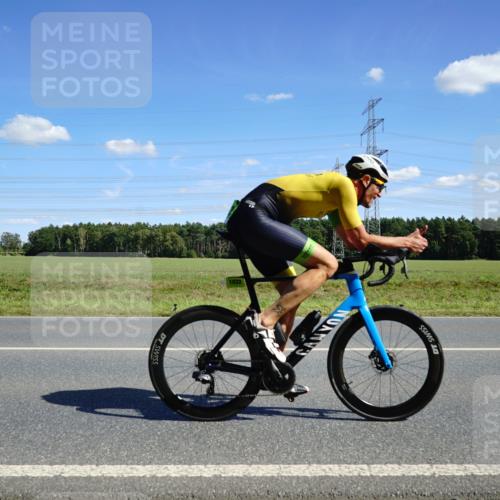 07.09.2025 - 19. Norderstedt Triathlon Michael Burmester http://msf.ph/oto/8837747 07.09.2025 14:11:49 Radfahren 997, 1032 meine-sportfotos.de