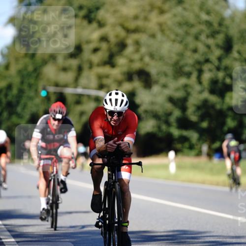 07.09.2025 - 19. Norderstedt Triathlon Michael Burmester http://msf.ph/oto/8837748 07.09.2025 14:20:19 Radfahren 896, 976, 987, 1421, 1434 meine-sportfotos.de