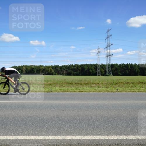 07.09.2025 - 19. Norderstedt Triathlon Michael Burmester http://msf.ph/oto/8837759 07.09.2025 14:11:56 Radfahren 1025 meine-sportfotos.de