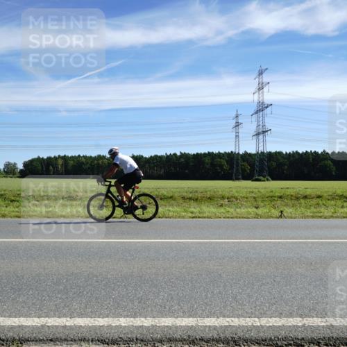 07.09.2025 - 19. Norderstedt Triathlon Michael Burmester http://msf.ph/oto/8837761 07.09.2025 12:03:39 Radfahren  meine-sportfotos.de