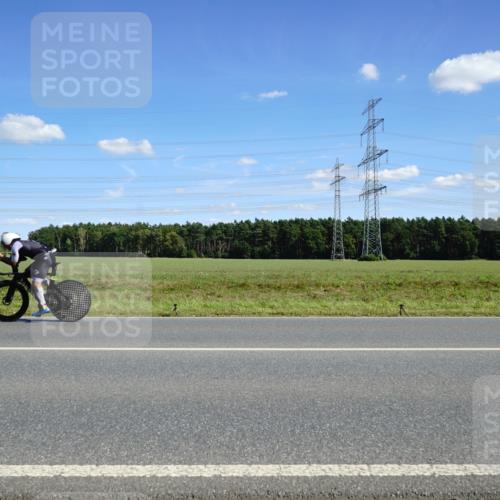 07.09.2025 - 19. Norderstedt Triathlon Michael Burmester http://msf.ph/oto/8837770 07.09.2025 14:12:03 Radfahren 911 meine-sportfotos.de