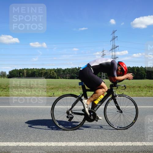 07.09.2025 - 19. Norderstedt Triathlon Michael Burmester http://msf.ph/oto/8837776 07.09.2025 14:12:06 Radfahren 911, 1029 meine-sportfotos.de