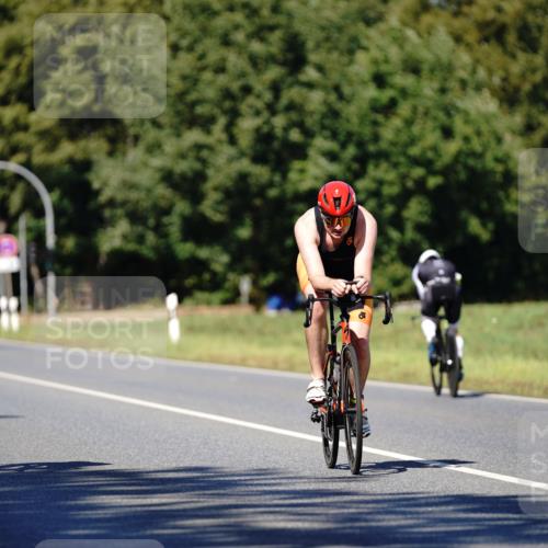07.09.2025 - 19. Norderstedt Triathlon Michael Burmester http://msf.ph/oto/8837787 07.09.2025 14:21:39 Radfahren 417, 999, 1003 meine-sportfotos.de