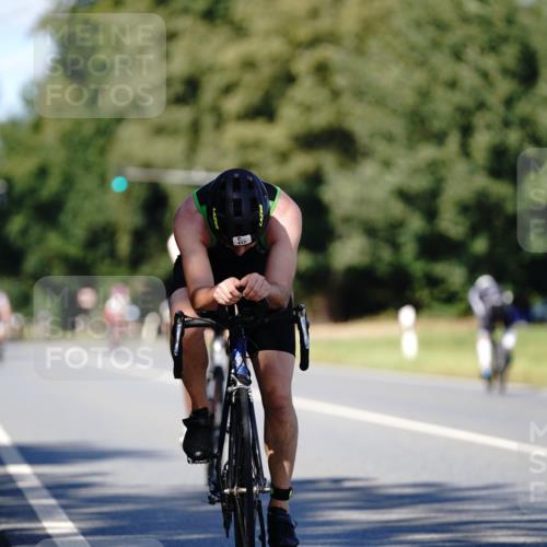 07.09.2025 - 19. Norderstedt Triathlon Michael Burmester http://msf.ph/oto/8837791 07.09.2025 14:21:40 Radfahren 417, 999, 1003 meine-sportfotos.de