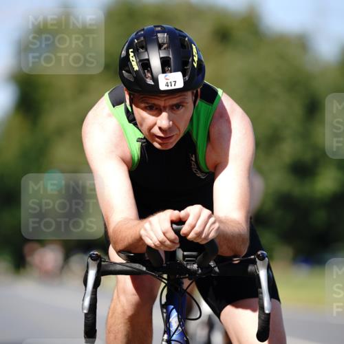 07.09.2025 - 19. Norderstedt Triathlon Michael Burmester http://msf.ph/oto/8837795 07.09.2025 14:21:41 Radfahren 417, 999, 1003 meine-sportfotos.de