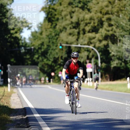 07.09.2025 - 19. Norderstedt Triathlon Michael Burmester http://msf.ph/oto/8837820 07.09.2025 14:22:18 Radfahren 374 meine-sportfotos.de
