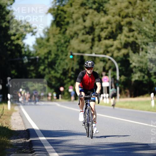 07.09.2025 - 19. Norderstedt Triathlon Michael Burmester http://msf.ph/oto/8837821 07.09.2025 14:22:18 Radfahren 374 meine-sportfotos.de