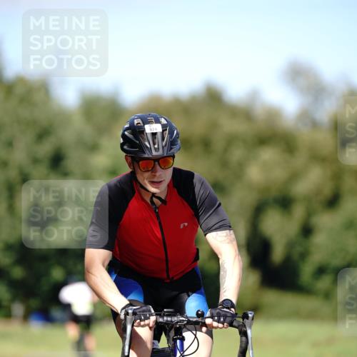 07.09.2025 - 19. Norderstedt Triathlon Michael Burmester http://msf.ph/oto/8837823 07.09.2025 14:22:20 Radfahren 374 meine-sportfotos.de