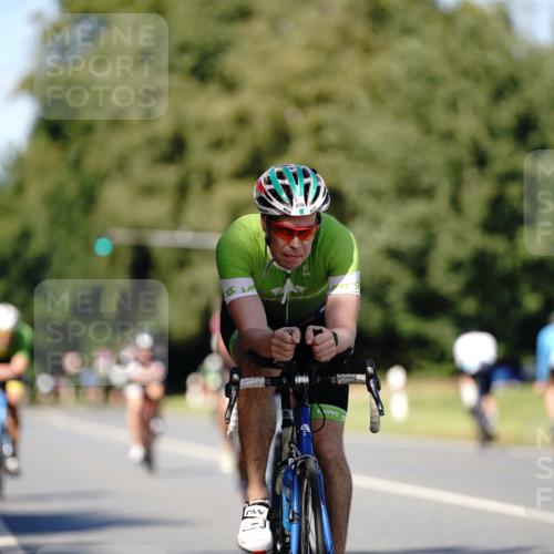 07.09.2025 - 19. Norderstedt Triathlon Michael Burmester http://msf.ph/oto/8837835 07.09.2025 14:22:30 Radfahren 911, 980, 1004, 1025, 1032 meine-sportfotos.de