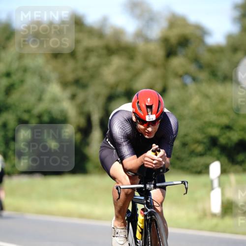 07.09.2025 - 19. Norderstedt Triathlon Michael Burmester http://msf.ph/oto/8837846 07.09.2025 14:22:33 Radfahren 911, 983, 1004, 1025, 1032 meine-sportfotos.de