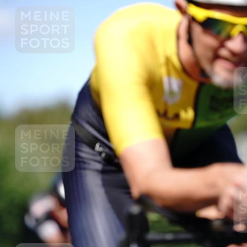 07.09.2025 - 19. Norderstedt Triathlon Michael Burmester http://msf.ph/oto/8837849 07.09.2025 14:22:34 Radfahren 911, 983, 1004, 1025, 1032 meine-sportfotos.de
