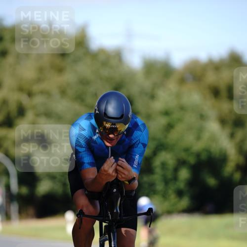 07.09.2025 - 19. Norderstedt Triathlon Michael Burmester http://msf.ph/oto/8837858 07.09.2025 14:22:46 Radfahren 880, 975, 1028 meine-sportfotos.de