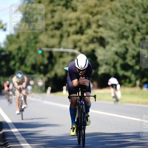 07.09.2025 - 19. Norderstedt Triathlon Michael Burmester http://msf.ph/oto/8837871 07.09.2025 14:22:50 Radfahren 369, 975, 997, 1028 meine-sportfotos.de
