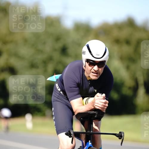 07.09.2025 - 19. Norderstedt Triathlon Michael Burmester http://msf.ph/oto/8837875 07.09.2025 14:22:51 Radfahren 369, 997, 1028 meine-sportfotos.de