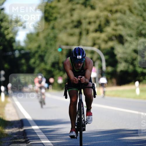07.09.2025 - 19. Norderstedt Triathlon Michael Burmester http://msf.ph/oto/8837879 07.09.2025 14:22:52 Radfahren 369, 997, 1028 meine-sportfotos.de